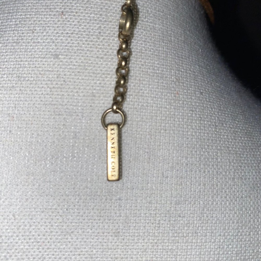 Necklace - Picture 5 of 5